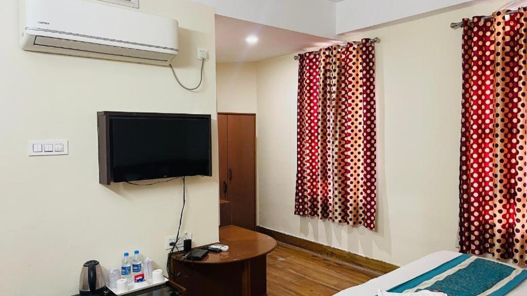 Hotel Vinayak Siliguri Zewnętrze zdjęcie